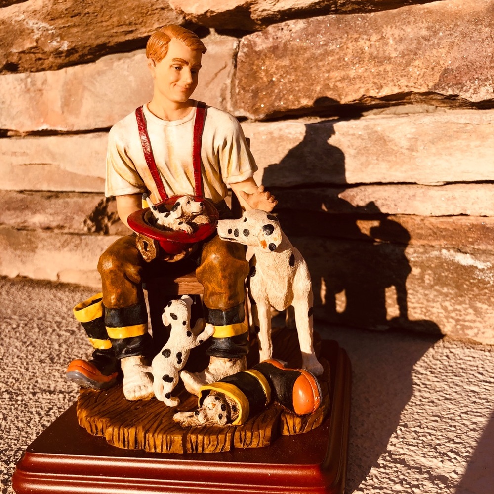 wo Firman Statues NWT By Red hats of courage.